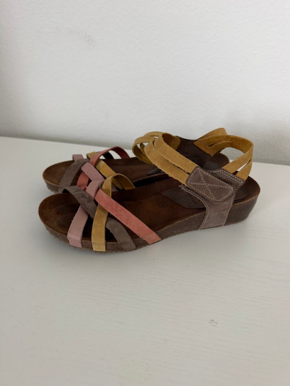 Inter-Bios Womens Yellow Strap Sandals Cork Comfort Walking Shoes Size 39/8